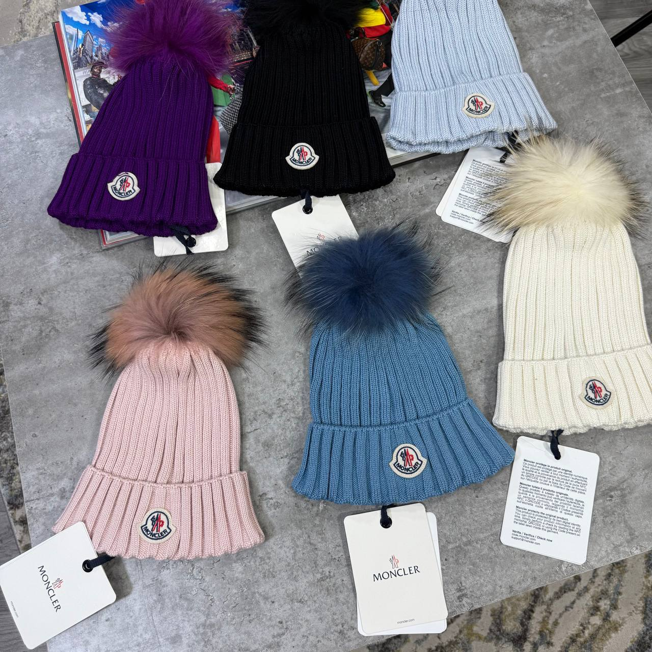 Moncler Pom Pom
